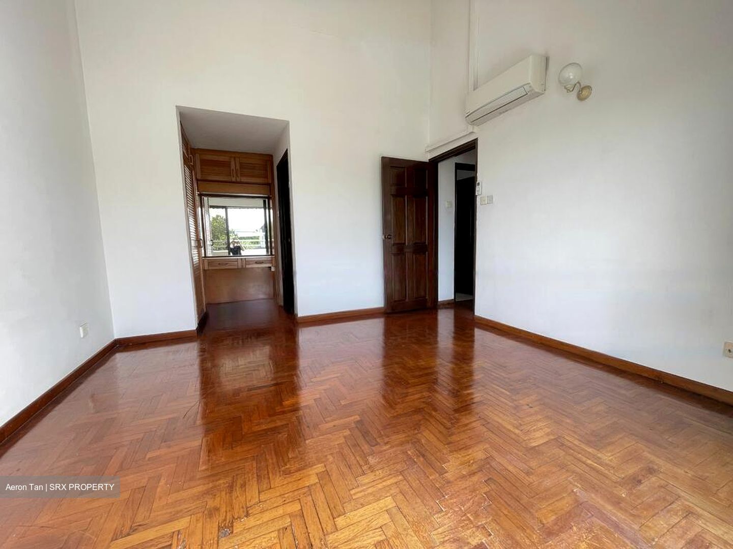 Coronation Road West (D10), Semi-Detached #579802911